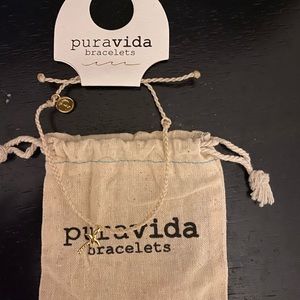 Beautiful palm trees charm bracelet.